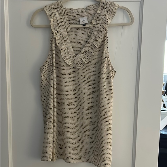 chic Tops - Chic Cream Sleeveless Top